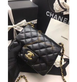 샤넬 클래식 캐비어 플랩백 미니 금장 (하이엔드급)