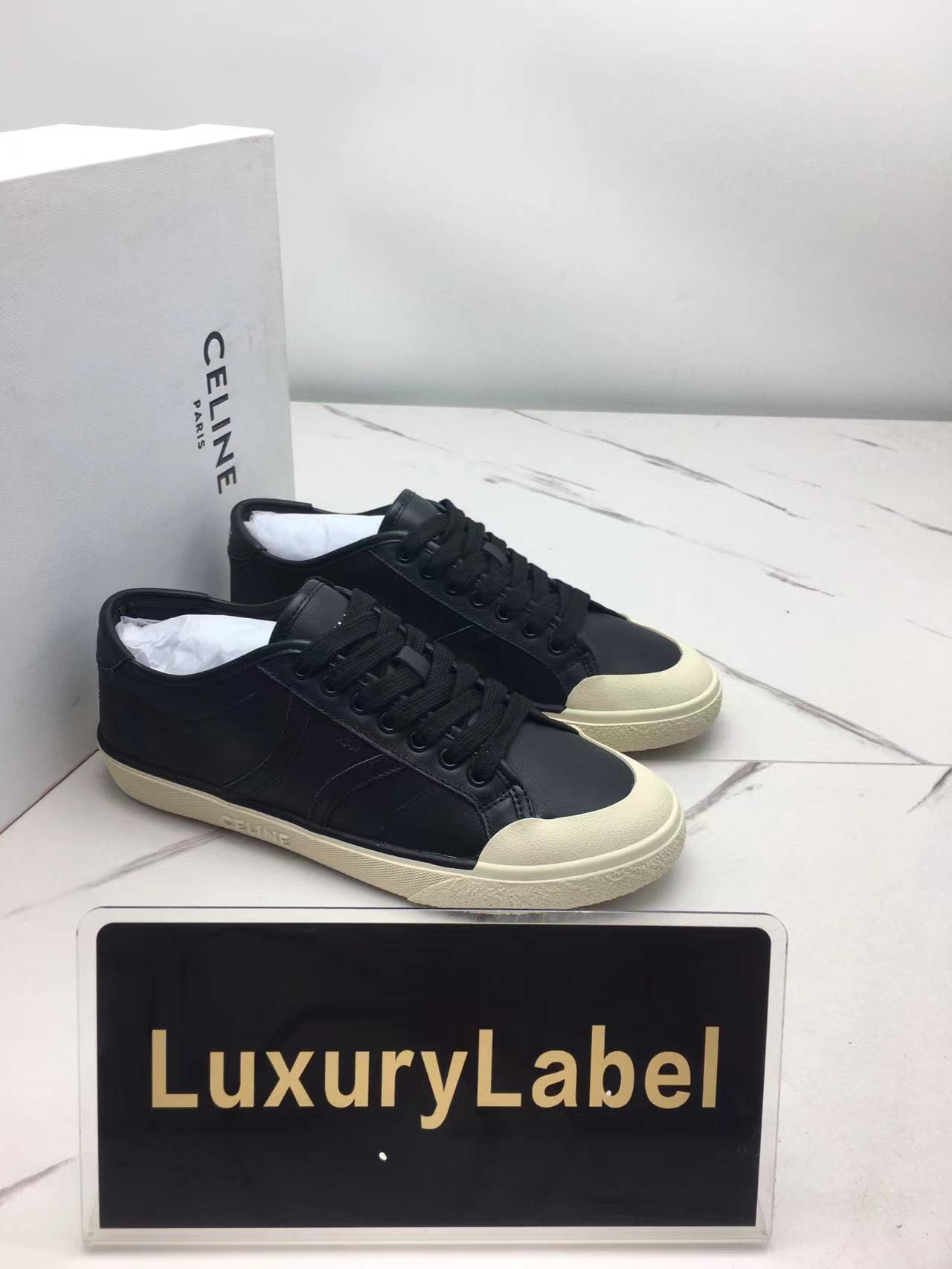 셀린느 스니커즈