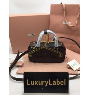 미우미우 아르카디 가죽백 레귤러 (renewal ver.)