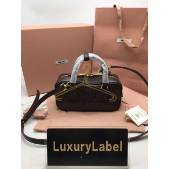 미우미우 아르카디 가죽백 레귤러 (renewal ver.)