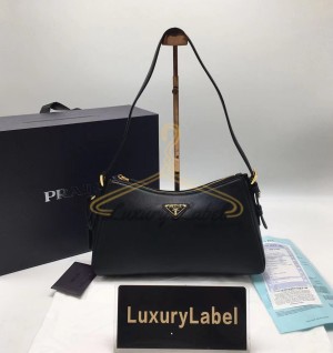 프라다 에메 미디엄 가죽 숄더백 1bc229