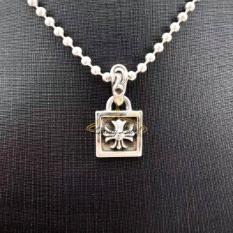 크롬하츠 ch 마티스 크로스 프레임 펜던트