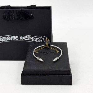 크롬하츠 블럿 뱅글 팔찌