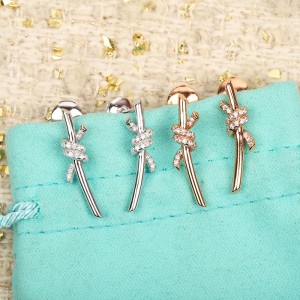 티파니앤코 노트 이어링 (컬러 로즈골드, 화이트골드)