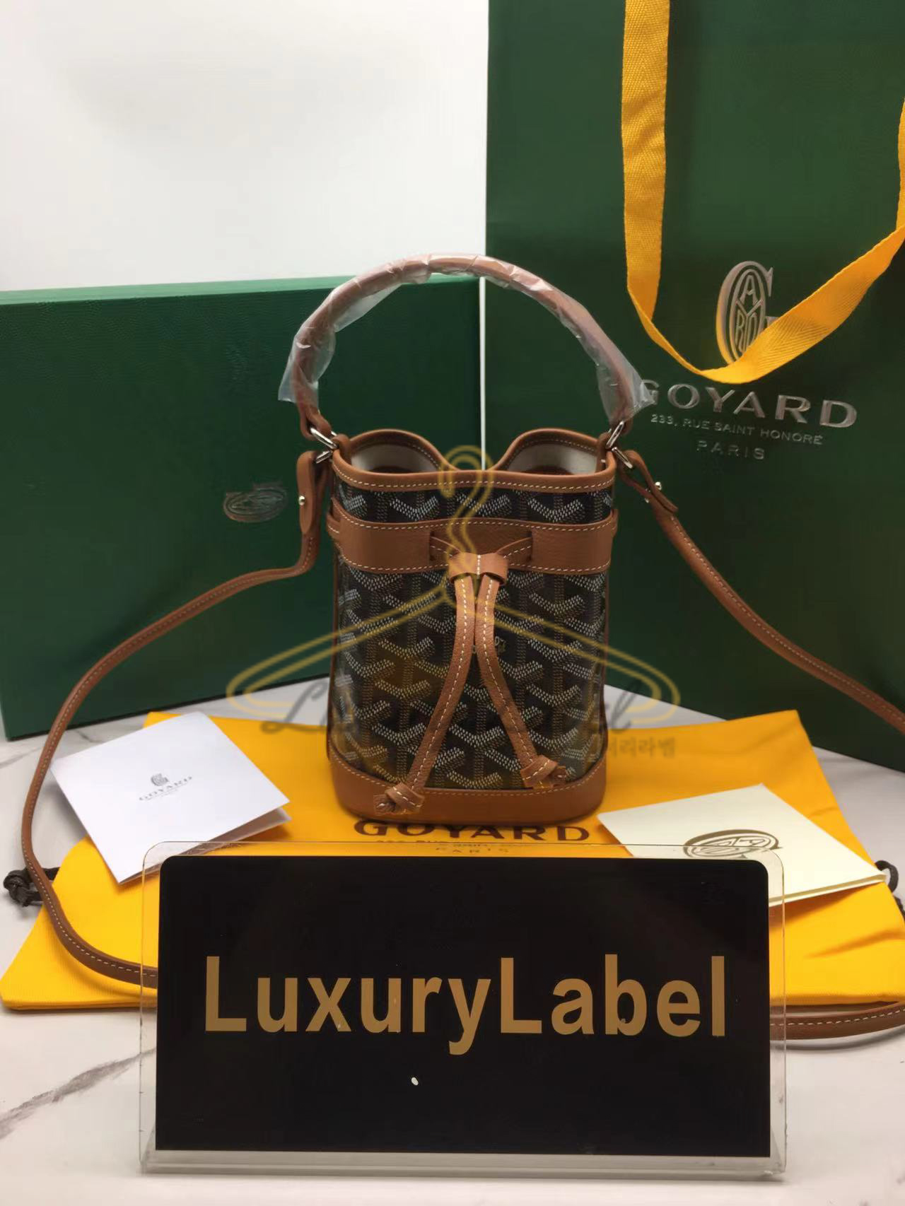 고야드 쁘띠플로 미니 버킷백 (컬러 블랙탄 브라운)