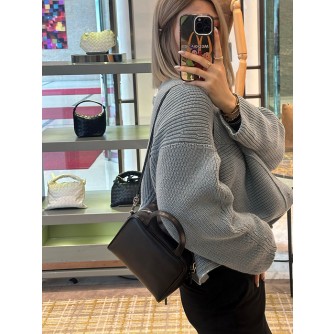 더 로우 레이백