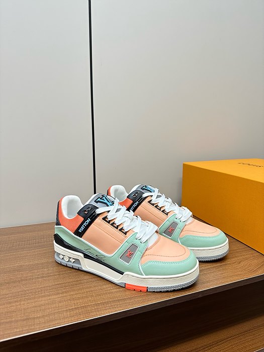 루이비통 트레이너 스니커즈 (남녀공용)