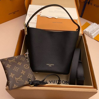 루이비통 로우 키 올 인 BB 버킷 숄더백