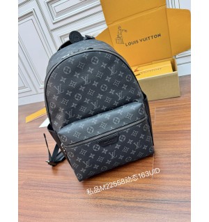 루이비통 디스커버리 백팩 PM 모노그램 이클립스 M22558