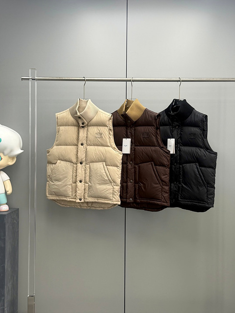 셀린느 트리옴프 퀼팅 다운 베스트 (3COLOR)