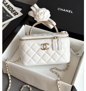 샤넬 23K 탑핸들 베니티 (로고 큐빅)