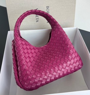 보테가베네타 캄파나 미디엄 844249