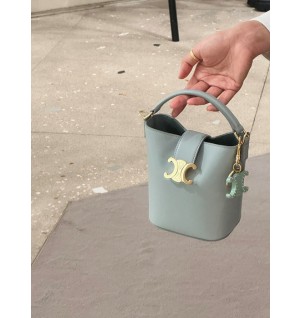 셀린느 미니 루이즈 버킷 10N473