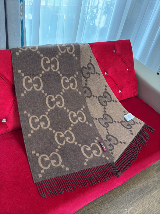 구찌 캐시미어 자카드 머플러 (컬러 브라운)