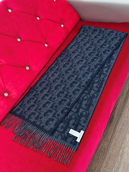 디올 오블리크 캐시미어 머플러