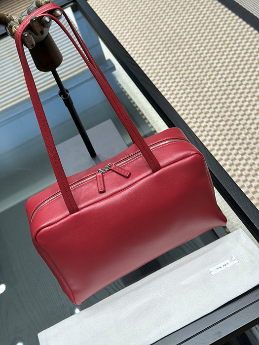 더 로우 아스트라 볼링백 나파 풀 램스킨레더