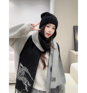 샤넬 케이블 니트 CC 로고 비니 (컬러 블랙, 레드)