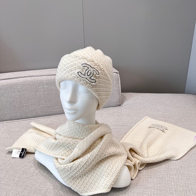 샤넬 캐시미어 CC 로고 비니 & 머플러