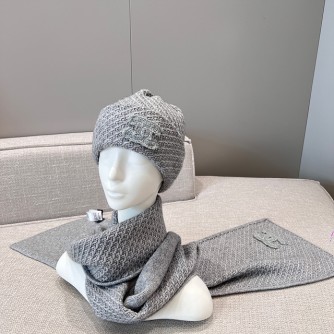 샤넬 캐시미어 CC 로고 비니 & 머플러