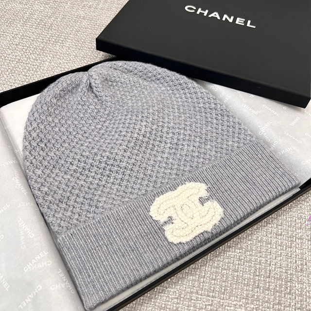 샤넬 캐시미어 CC 로고 비니 & 머플러