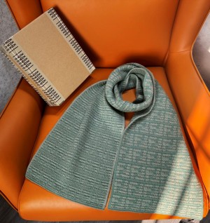 펜디 FF 로고 니트 머플러