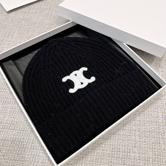 셀린느 트리오페 캐시미어 3종 비니 & 머플러