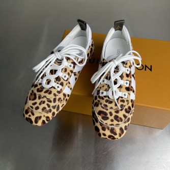 루이비통 스니커리나 (남녀공용)